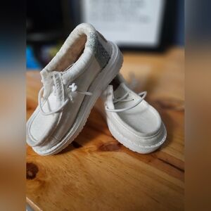 Kids Wally White Hey Dudes Size Toddler 6